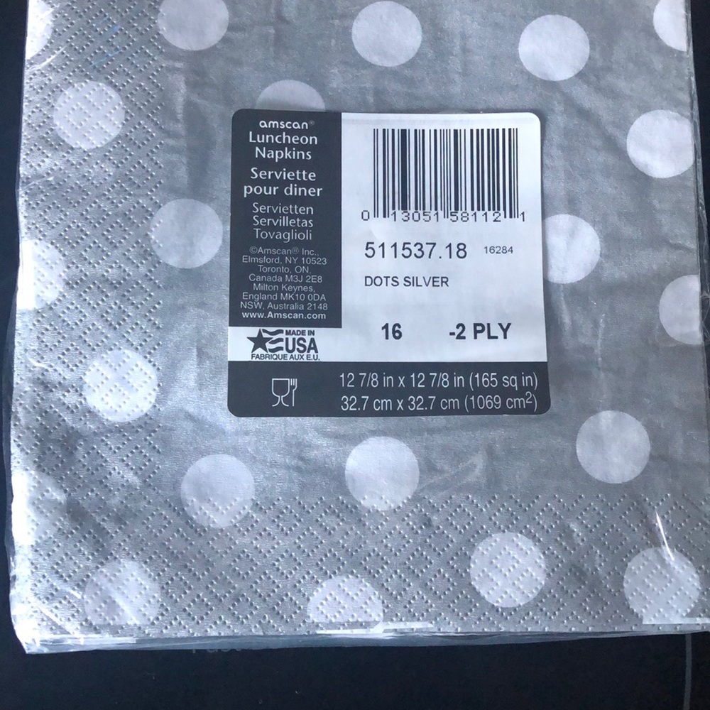 🚫SOLD🚫🎩Polka dot party supplies & mini dessert - Picture 5 of 8